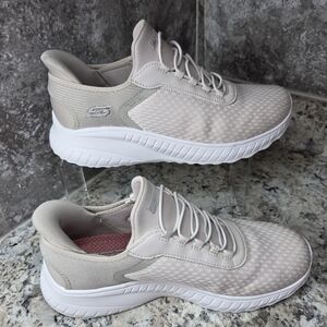 Skechers Beige Slip-Ins Sneakers